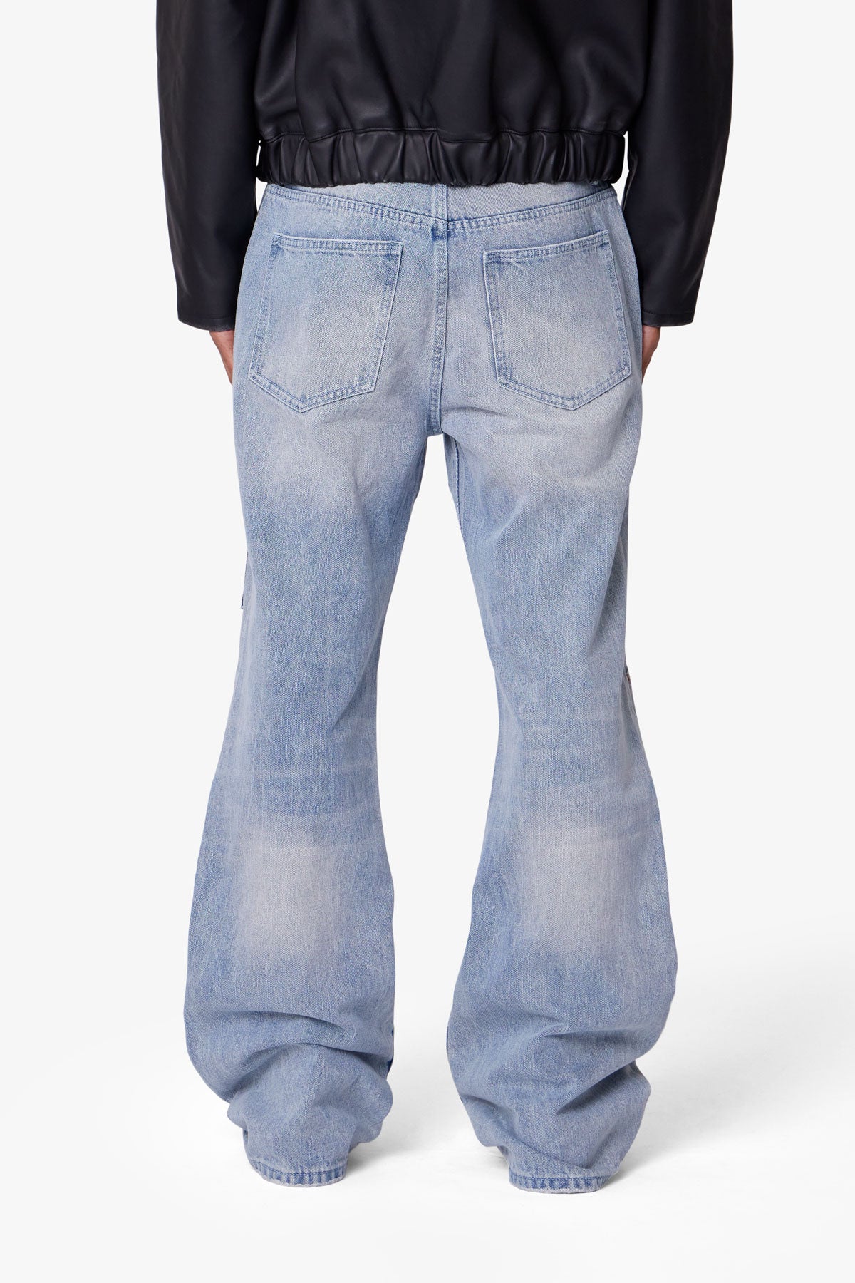 Mezclilla con Estampado Cruz de Hierro - Azul