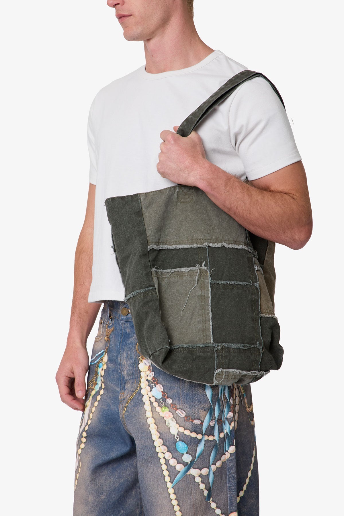 Bolsa Tote de Tela Reconstruida con Detalles - Oliva